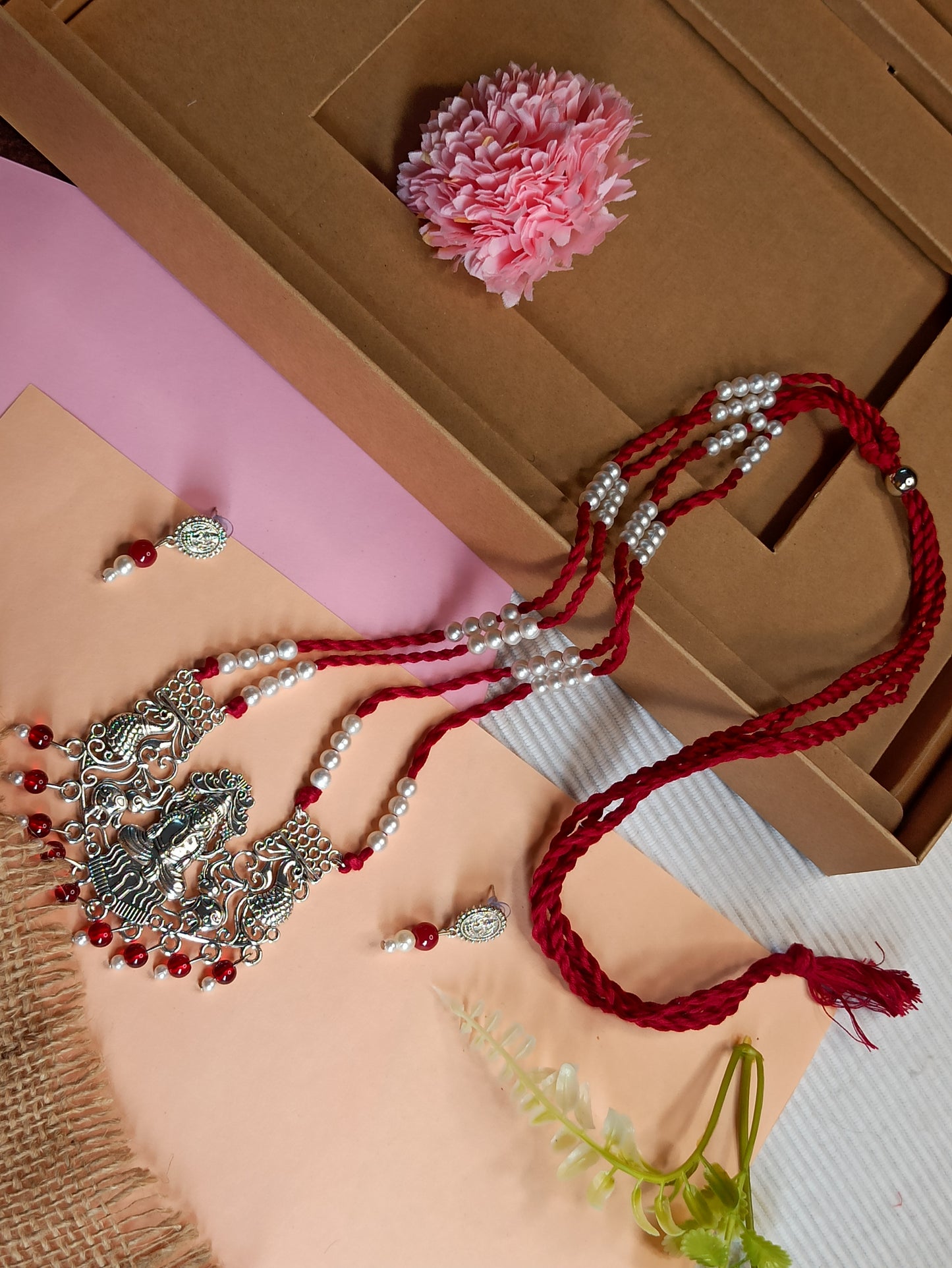 Bhakti Maroon Thread oxidized necklace set