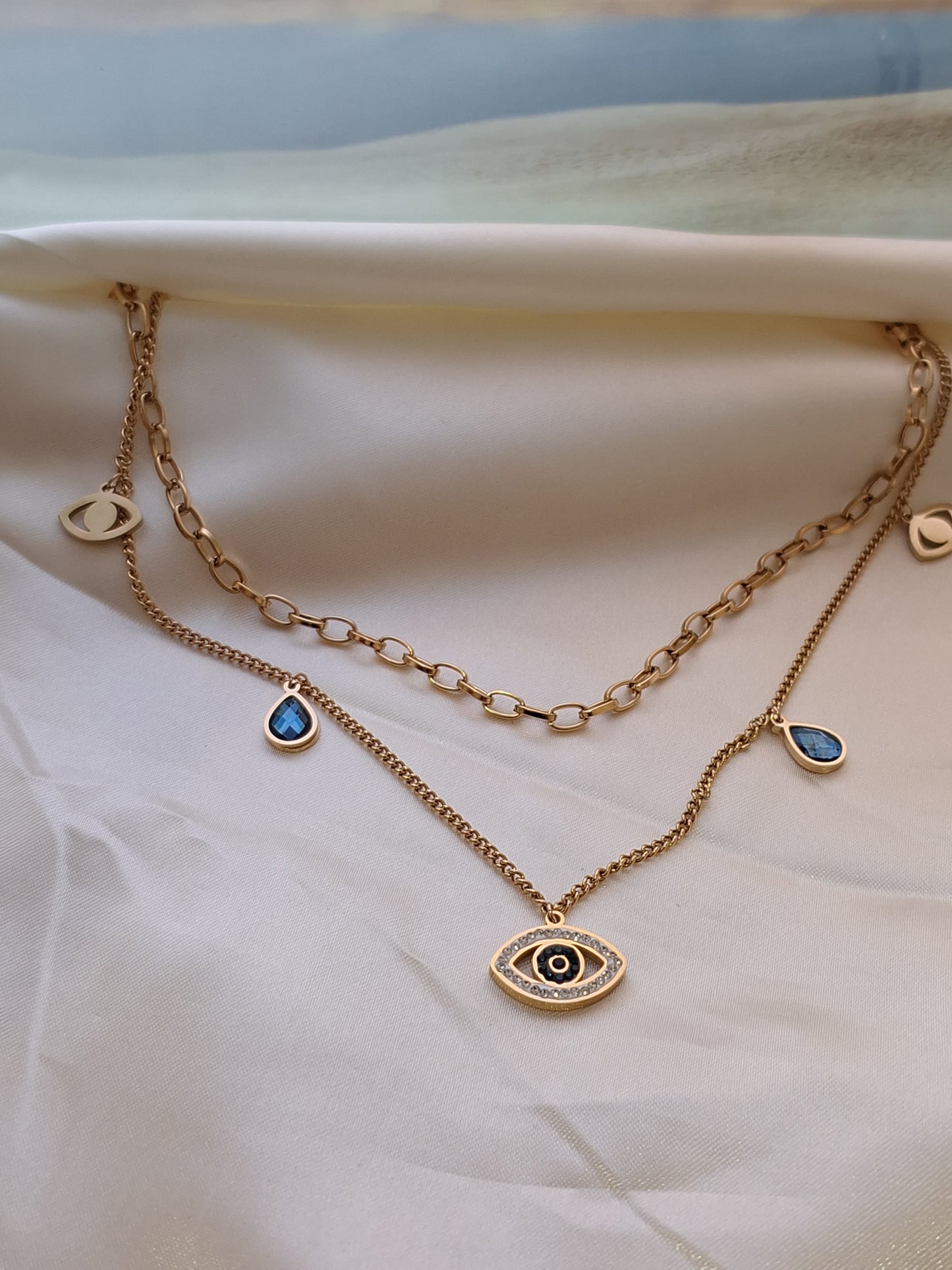 Dennis anti-tarnish evil eye chain