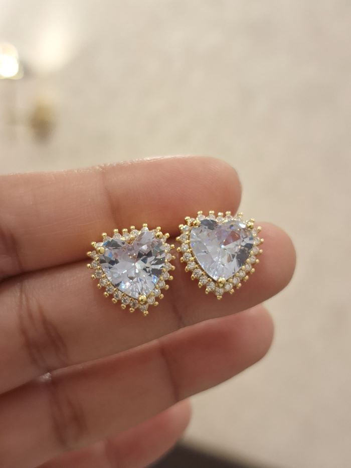 Faye anti-tarnish stud earrings