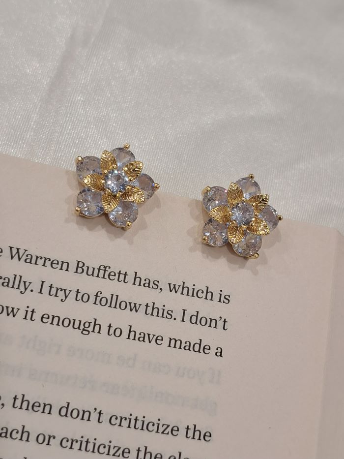 Gina anti-tarnish stud earrings