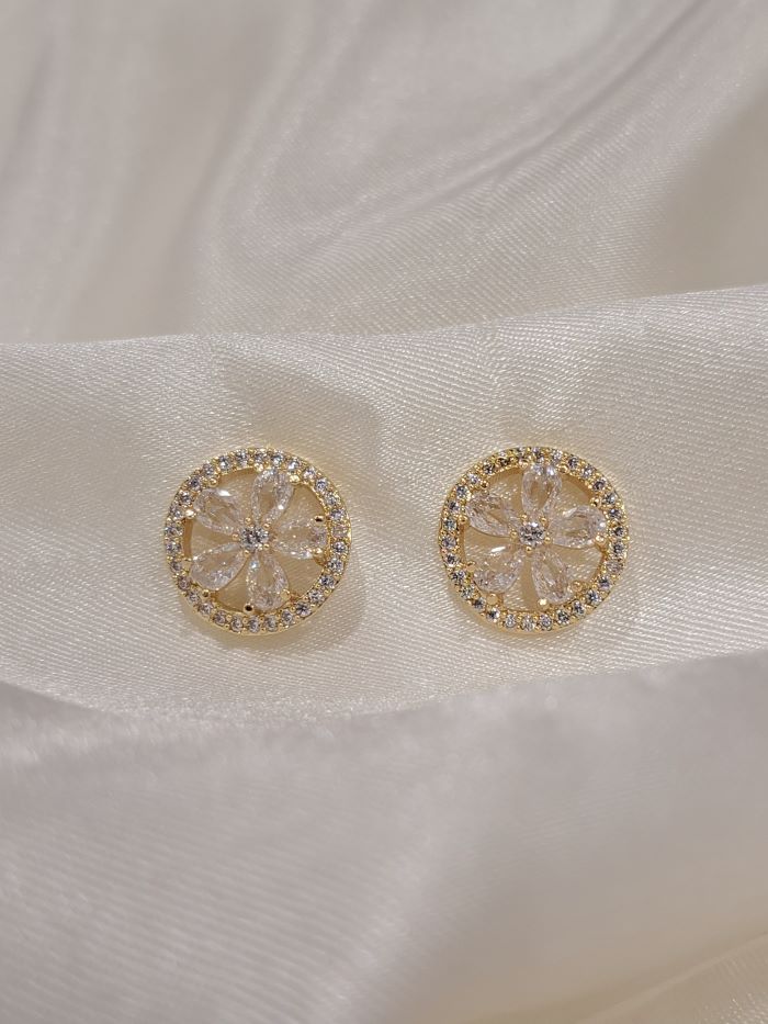 Joovie anti-tarnish stud earrings