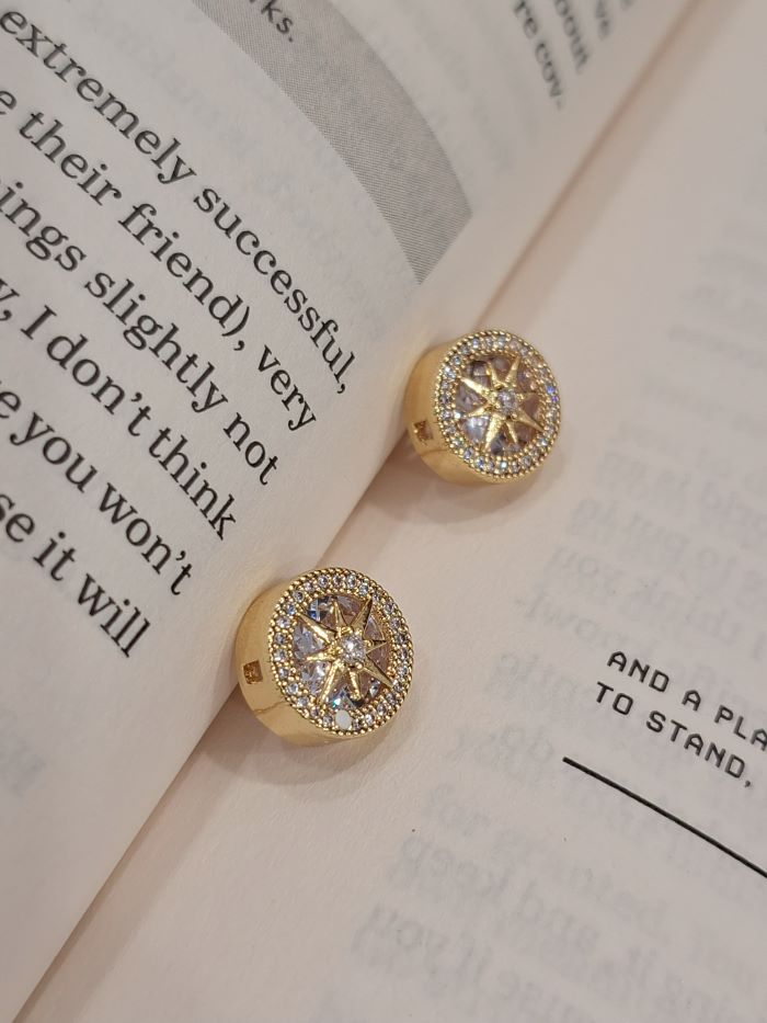 Lina anti-tarnish stud earrings