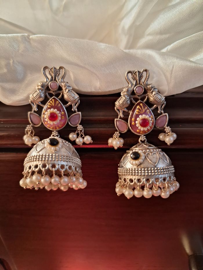Sharmin pink jhumkis