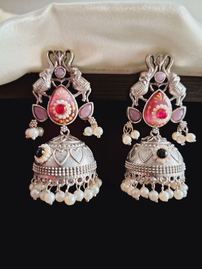 Sharmin pink jhumkis