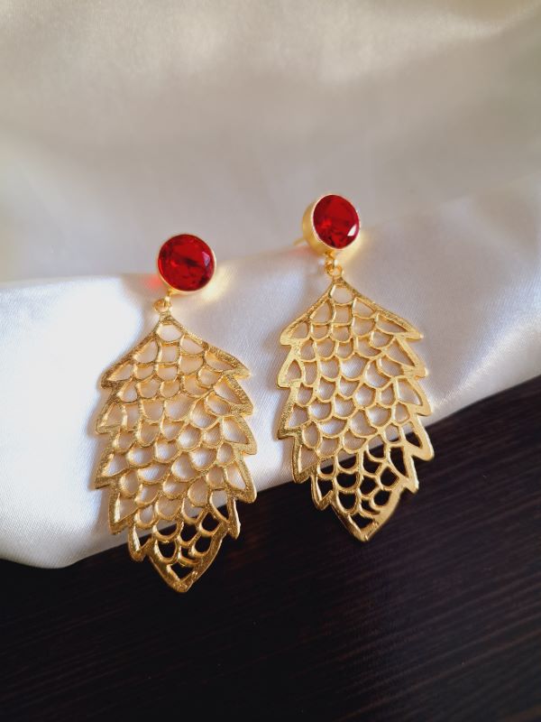 Suzane Golden Danglers - Red