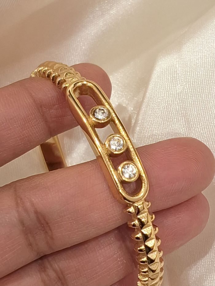zaki anti-tarnish earrings-free size
