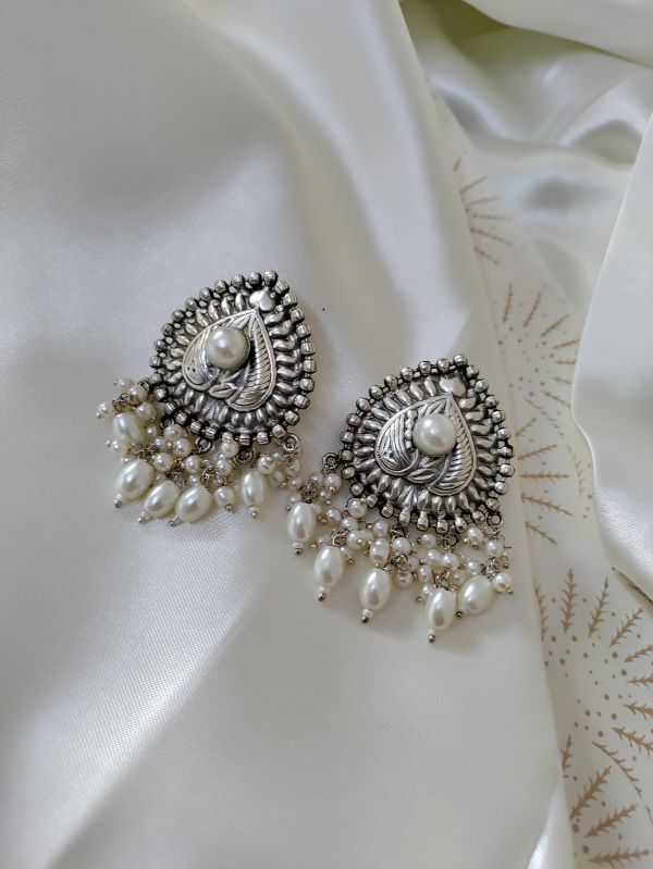 Divya Silver Polish Brass studs earrings with pearls - White
