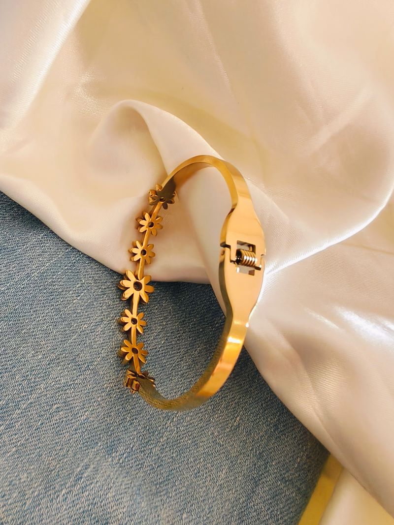 Jas anti-tarnish bangle bracelets