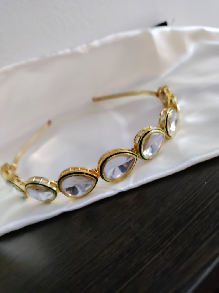 Kavya Teardrop hairband