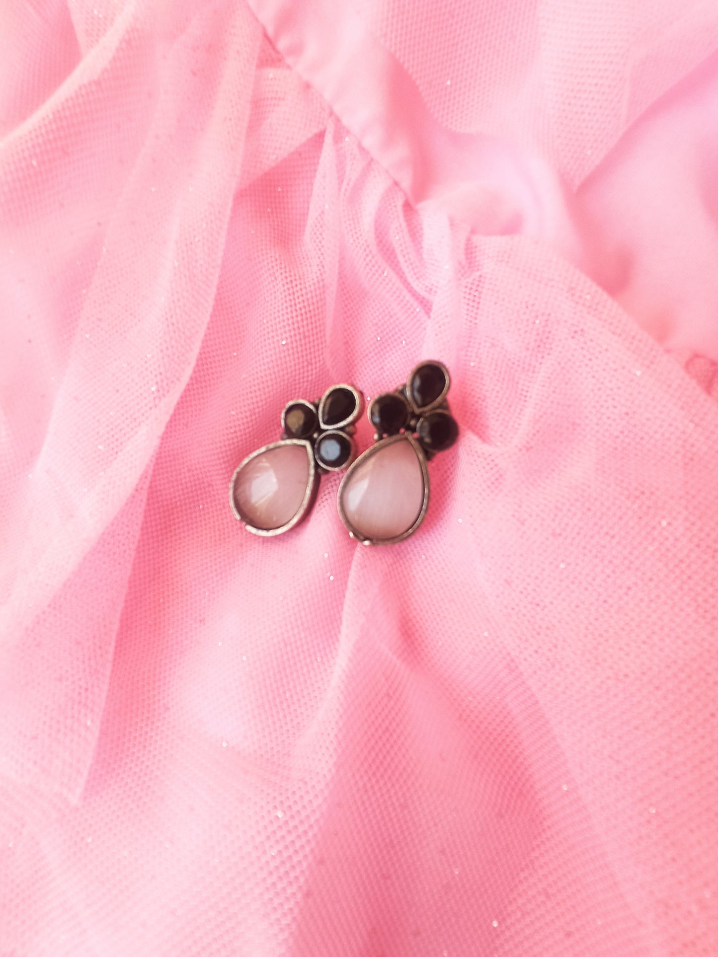 Nicole Black & White silver replica studs earrings