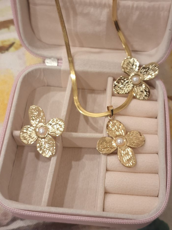 Nitanshi anti-tarnish jewellery set