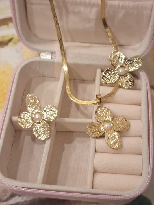 Nitanshi anti-tarnish jewellery set