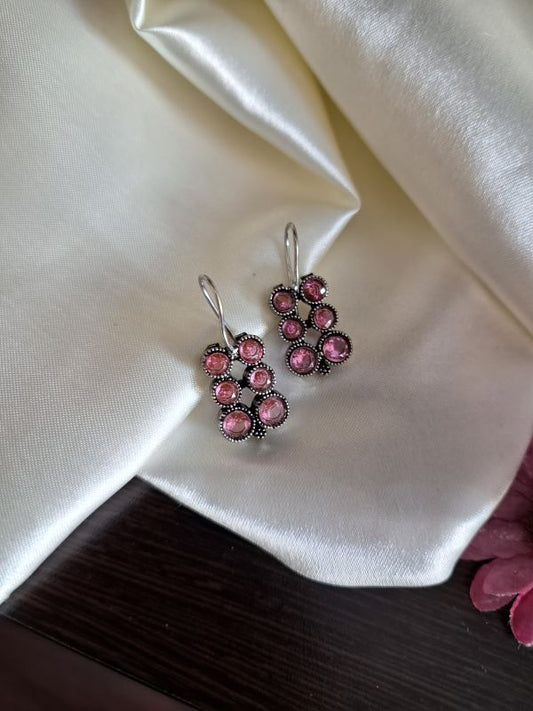 Reeva hook earrings light pink