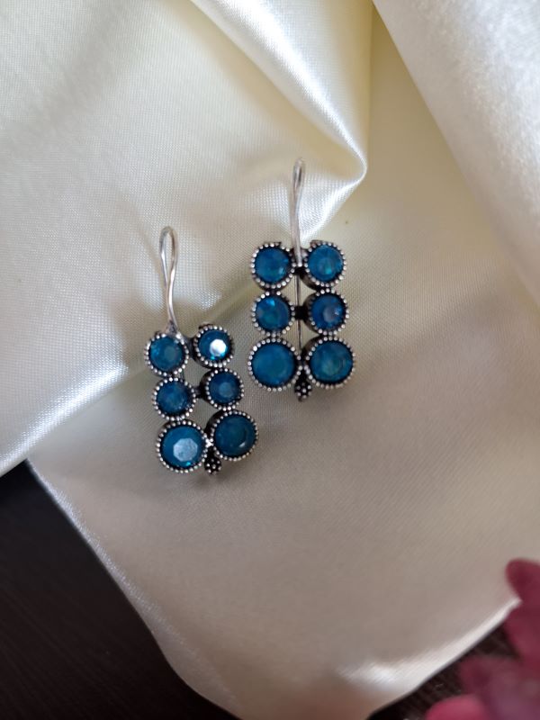 Reeva Brass hook earrings Teal