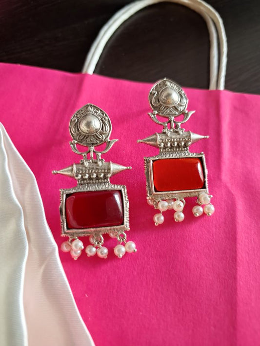 Sampada Red studs earrings
