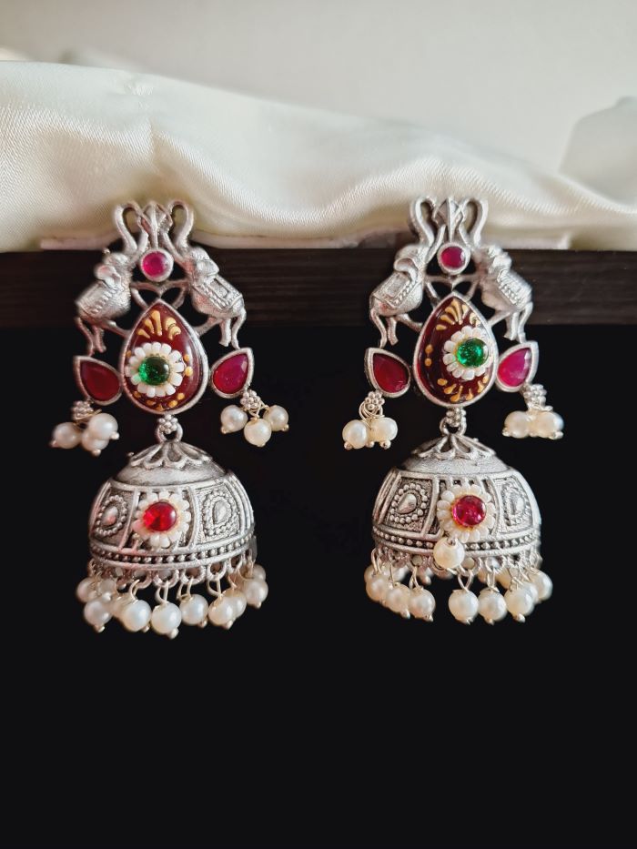 Sharmin red jhumkis