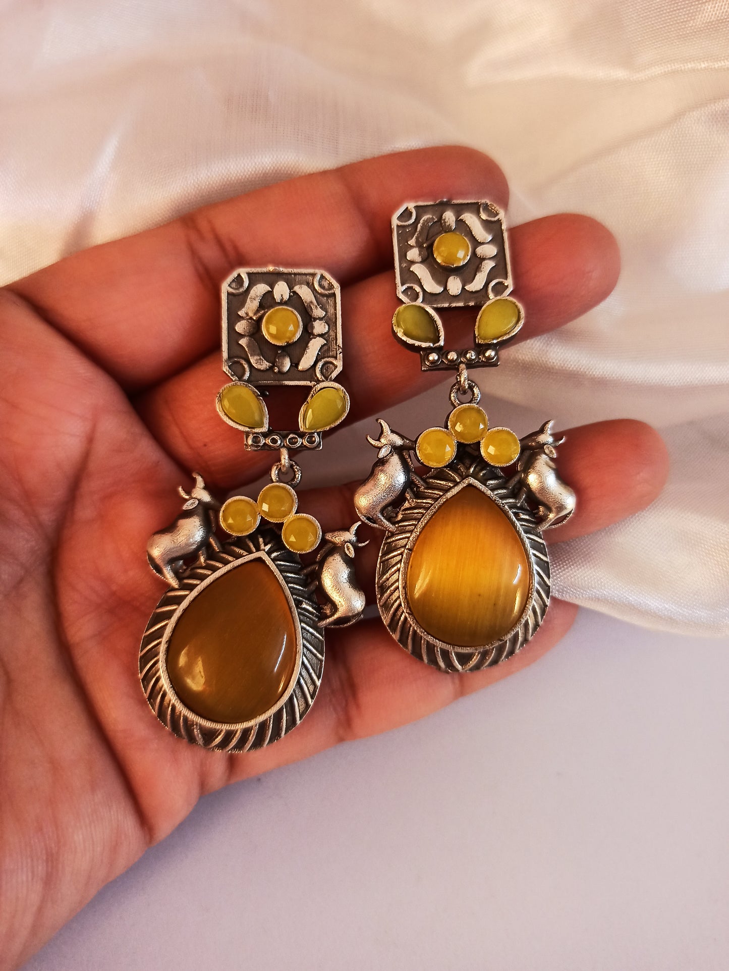 Tanisha Yellow dangler earrings