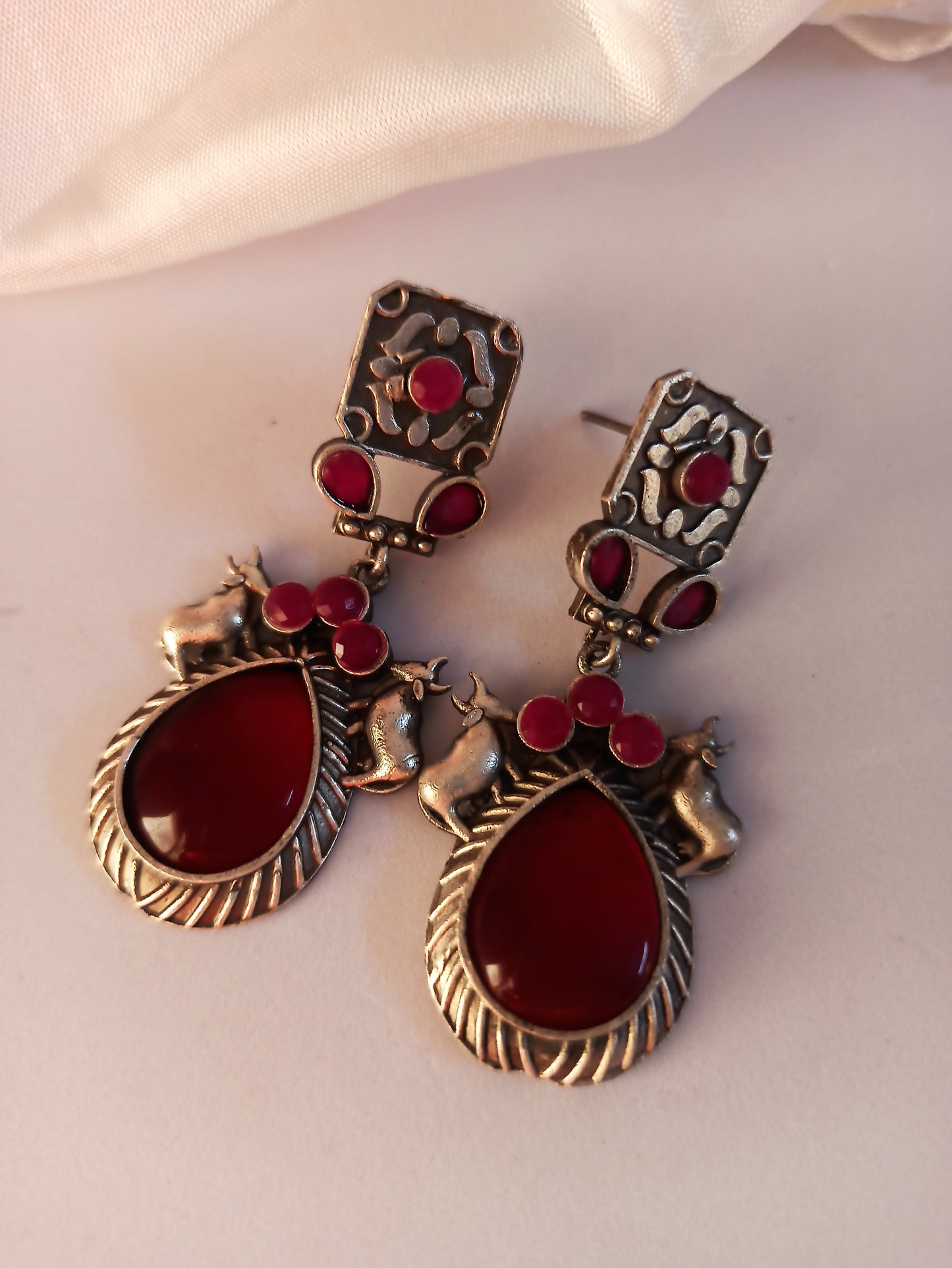 Tanisha red Dangler earrings