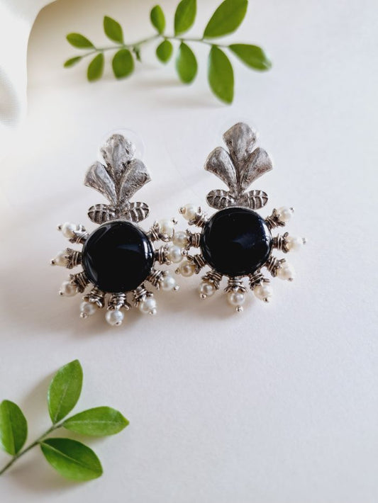 Alisha Black Studs earrings