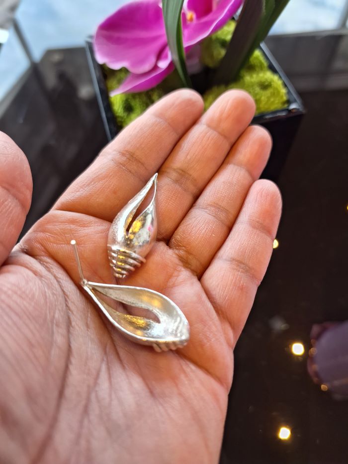 Alice Silver plated studs earrings