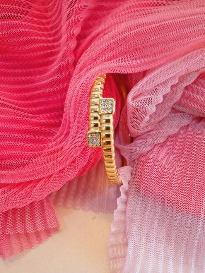 Aries anti-tarnish handcuff bracelet-free size