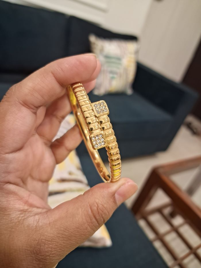 Aries anti-tarnish handcuff bracelet-free size