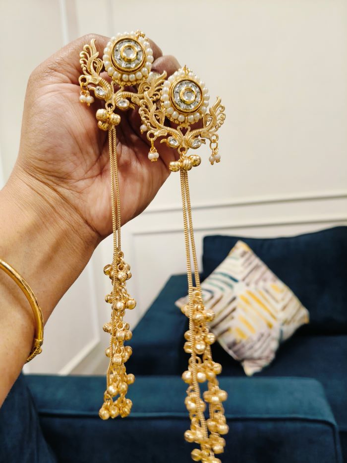 Arishi white kashmiri earrings