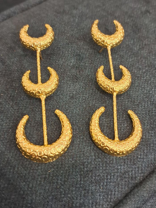 Asiya long stud earrings