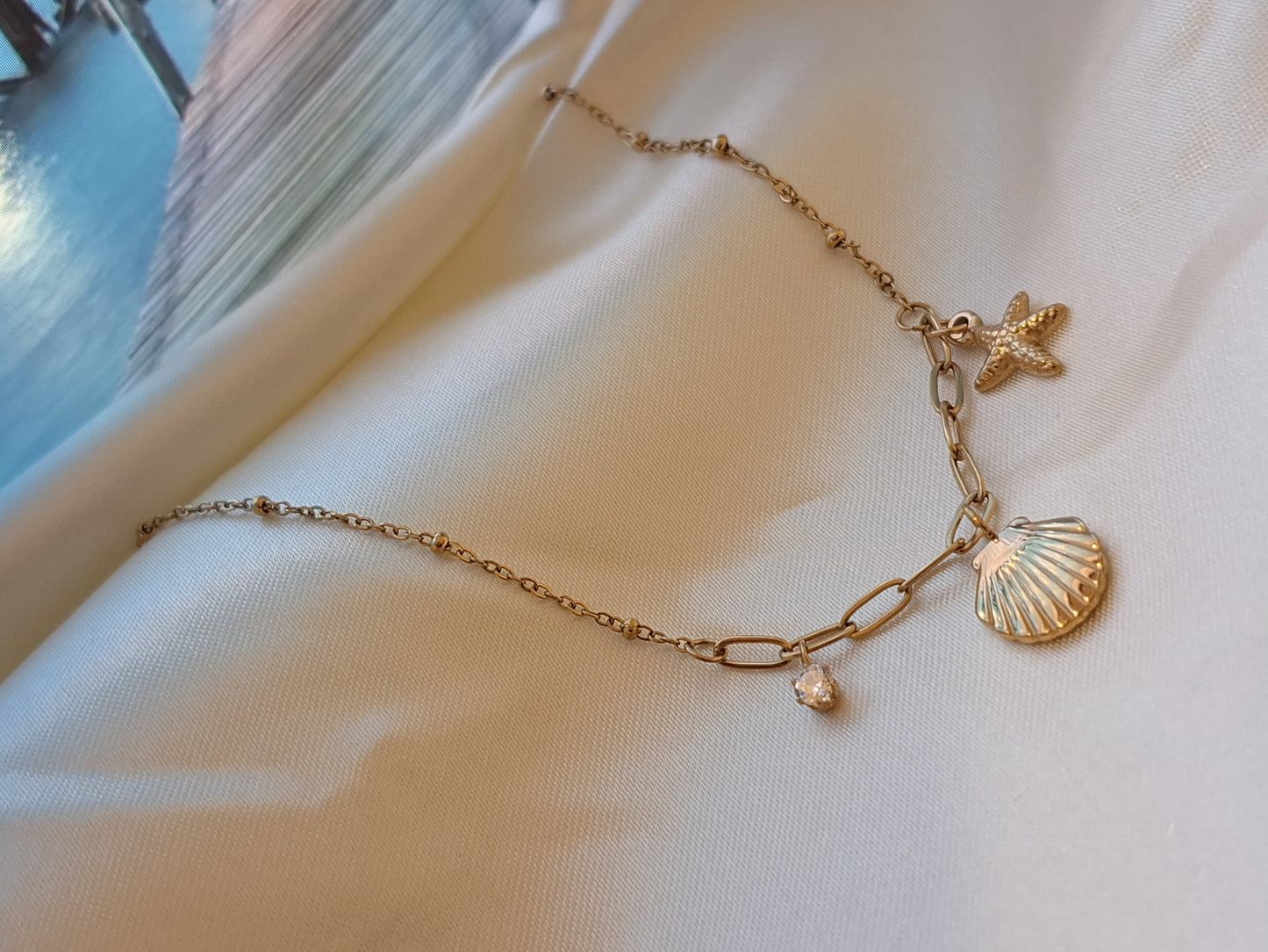 Aurora anti-tarnish charms neck chain