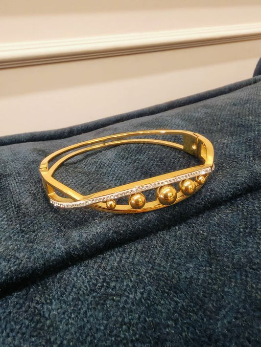 Candor anti-tarnish bracelets(free size)