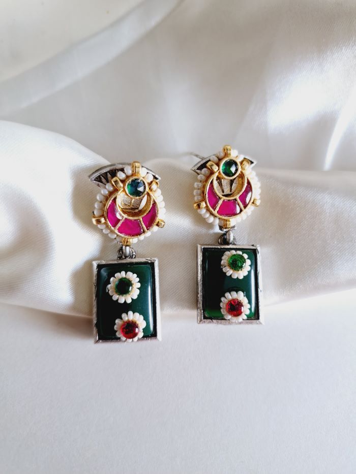 Chandrika emerald green drop earrings
