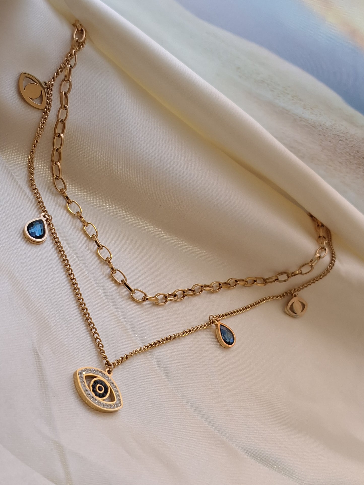 Dennis anti-tarnish evil eye chain