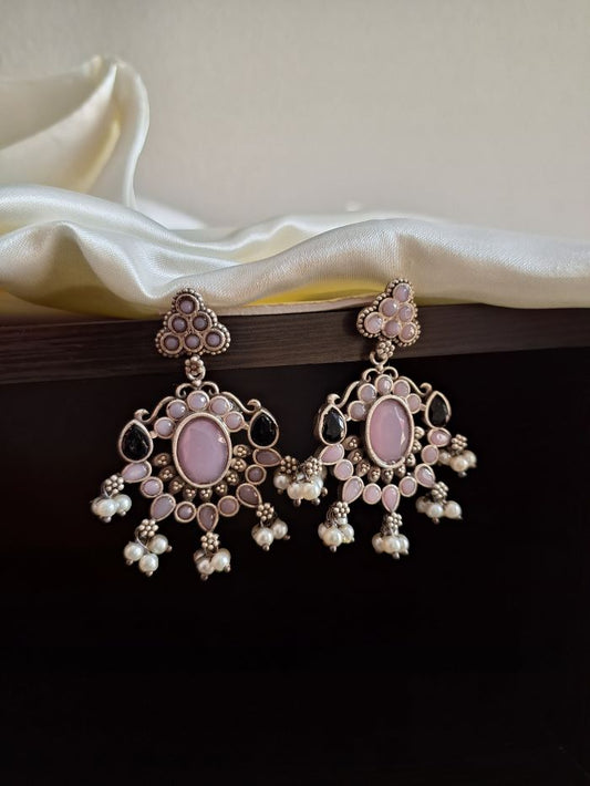 Dhruvi Lilac dangler earrings