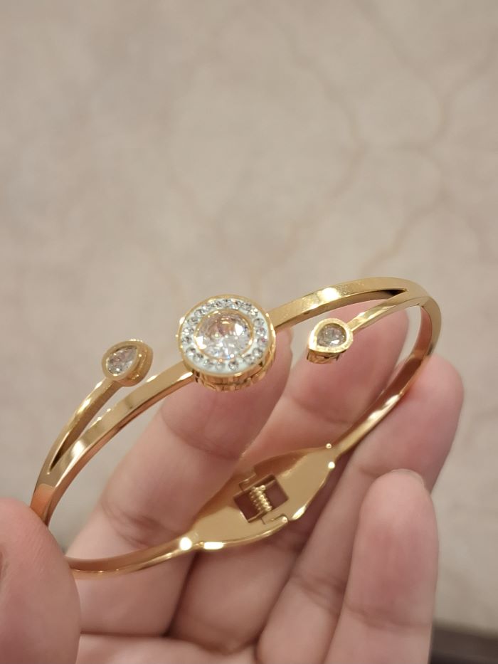 Eva anti-tarnish bracelet