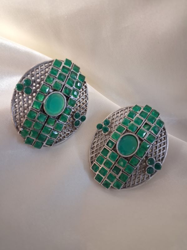 Jasmine Emerald green stud earrings