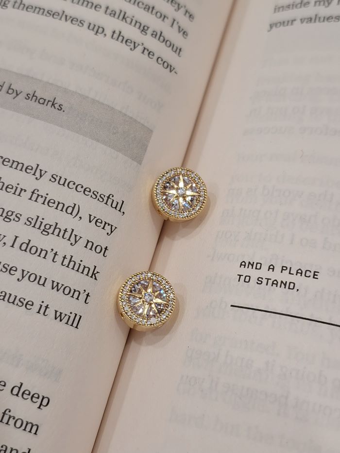 Lina anti-tarnish stud earrings
