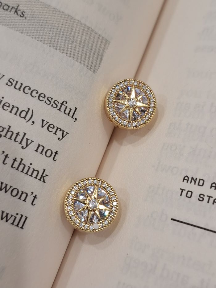Lina anti-tarnish stud earrings