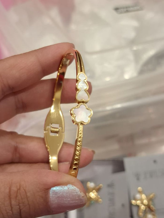 Linda anti-tarnish bracelet - free size