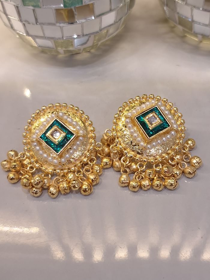 Mahara Green studs earrings