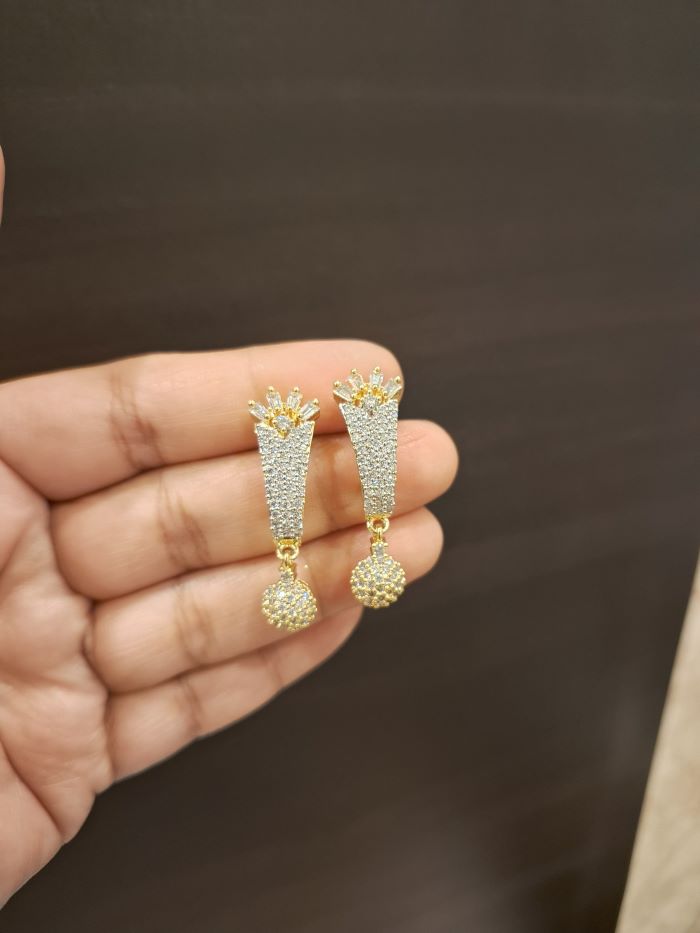 Manini AD stud earrings