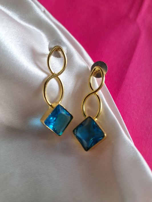 Mona blue stud earrings