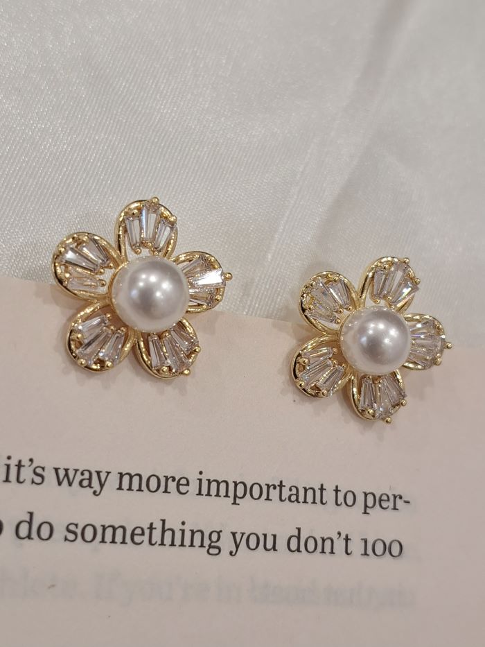 Monica anti-tarnish stud earrings