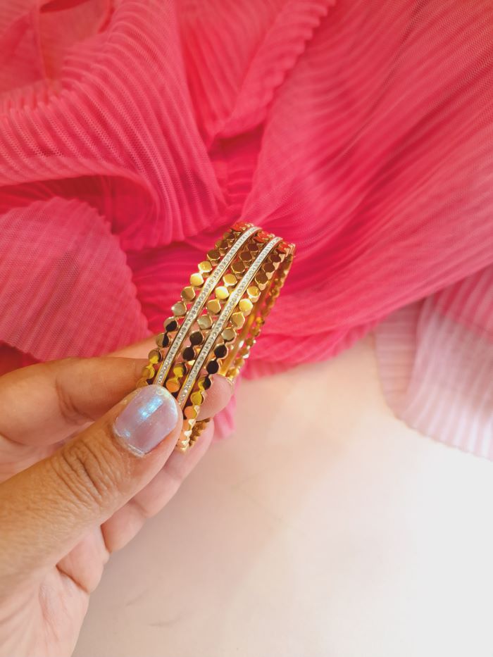 Palmi anti-tarnish bracelets(free size)