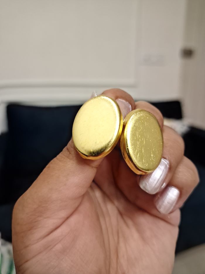 Paula golden studs earrings