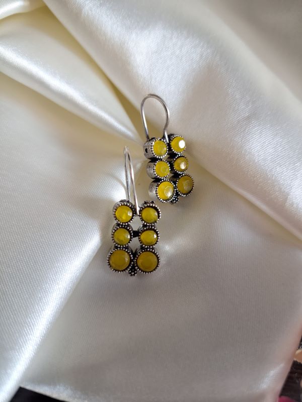 Reeva Hook earrings Yellow
