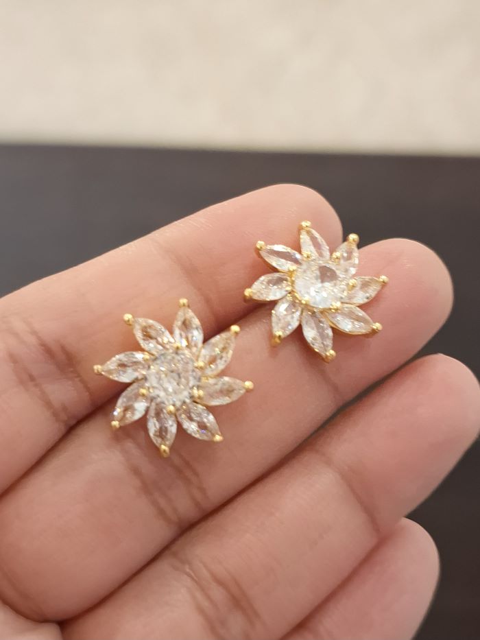 Riri anti-tarnish stud earrings