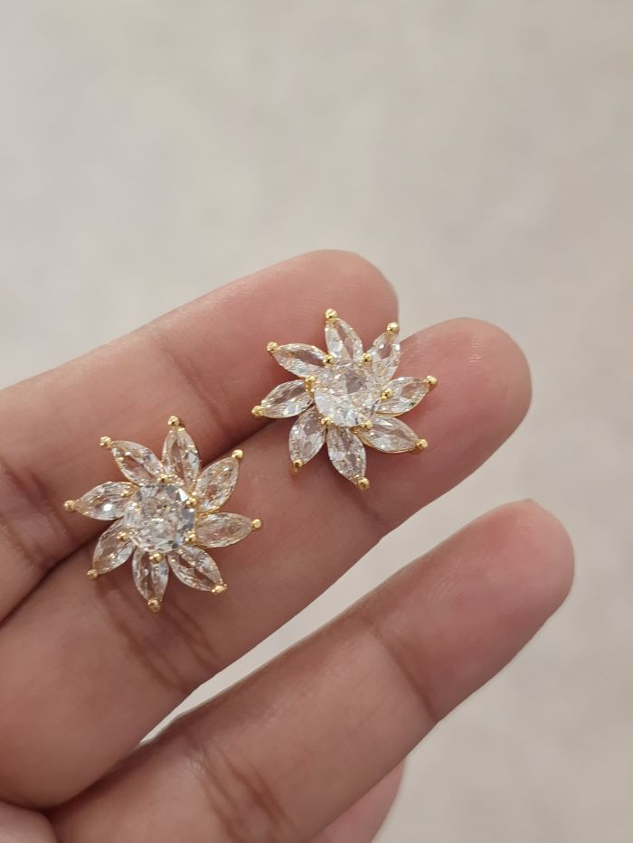 Riri anti-tarnish stud earrings