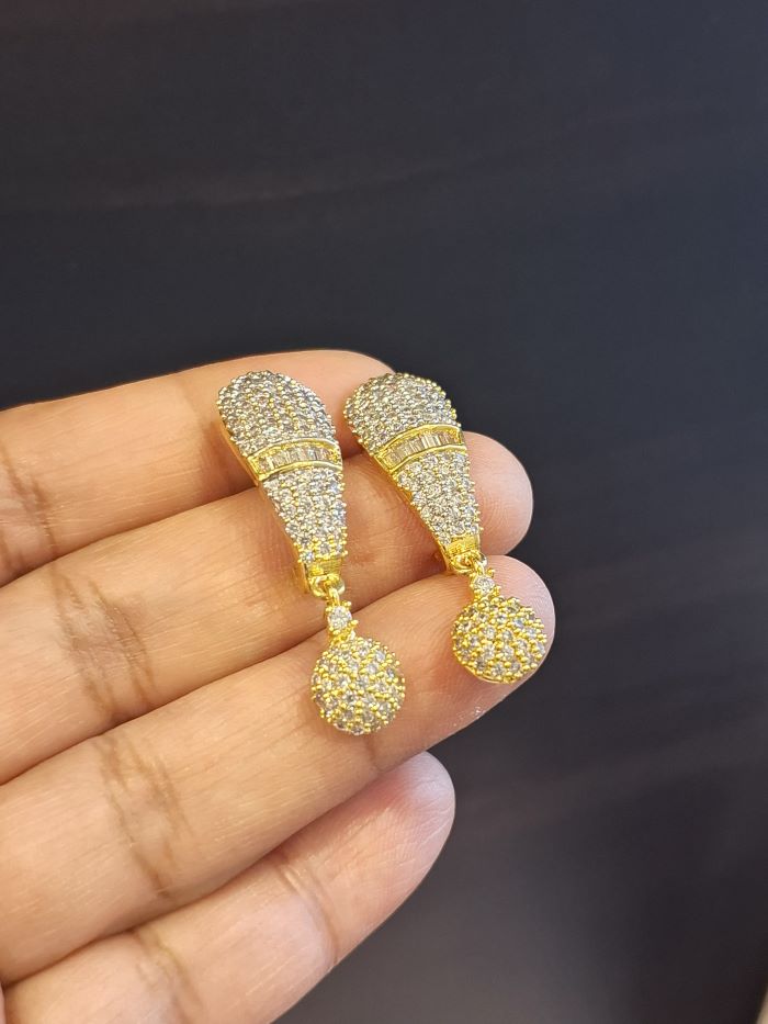 Rohini AD stud earrings