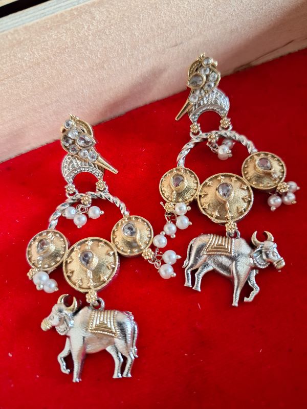 Samairaa White Nandi earrings