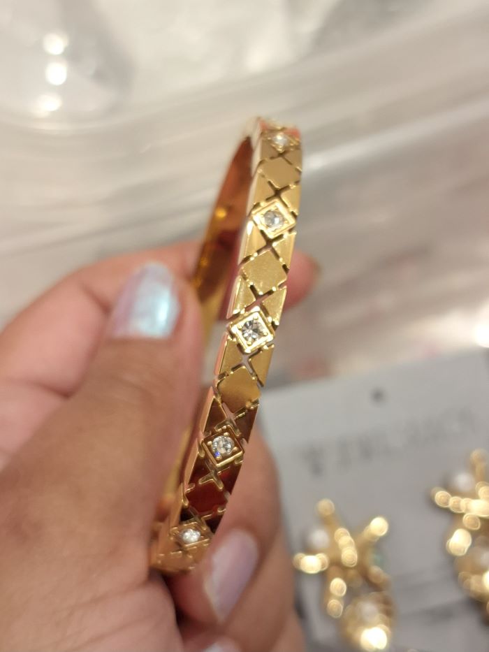 Shanice anti-tarnish bracelet-free size